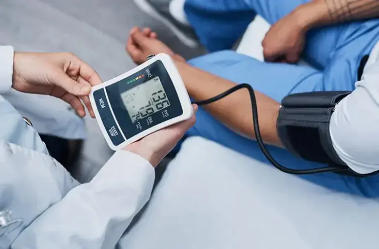 OMS: Cuatro de cada cinco personas con hipertensión no reciben el tratamiento adecuado