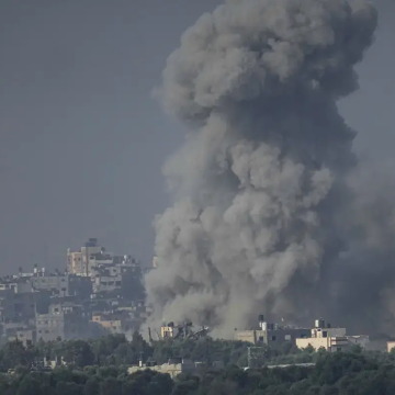 ONU: Ataque a campo de refugiados en Gaza destruyó “un barrio entero” y causó al menos 50 muertos