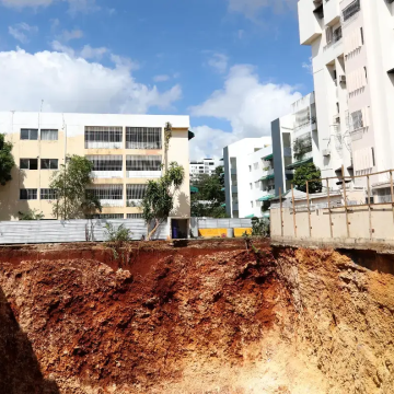 Excavaciones torres, riesgo ante disturbios tropicales