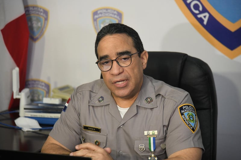 Hay problemas: policía dice detendrá personas con “perfil sospechoso” en Navidad
