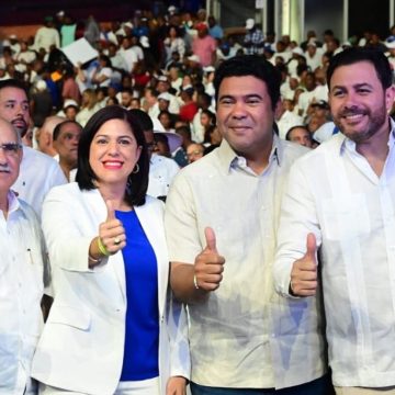 PRM hace oficial candidatura a Senador a Cholitin en La Altagracia