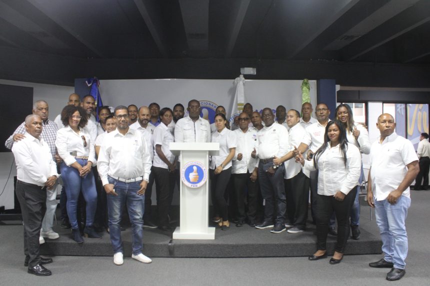 Movimiento Guardianes del Cambio imparte taller a sus candidatos y deja inaugurada su Escuela Política