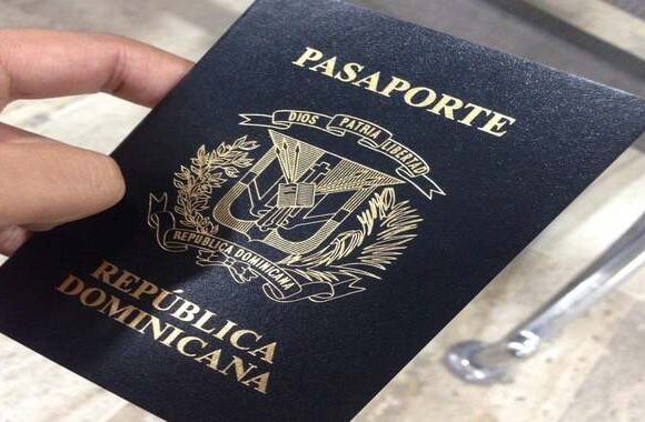 Pasaporte dominicano avanza en el ranking global y permite entrar a 72 países sin visa
