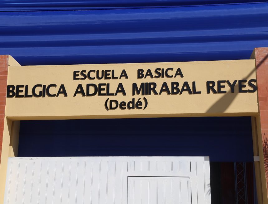 Padres denuncian banda opera en Escuela Bélgica Mirabal de Tanda extendida del sector Los Tanquecitos en Andrés Boca Chica.