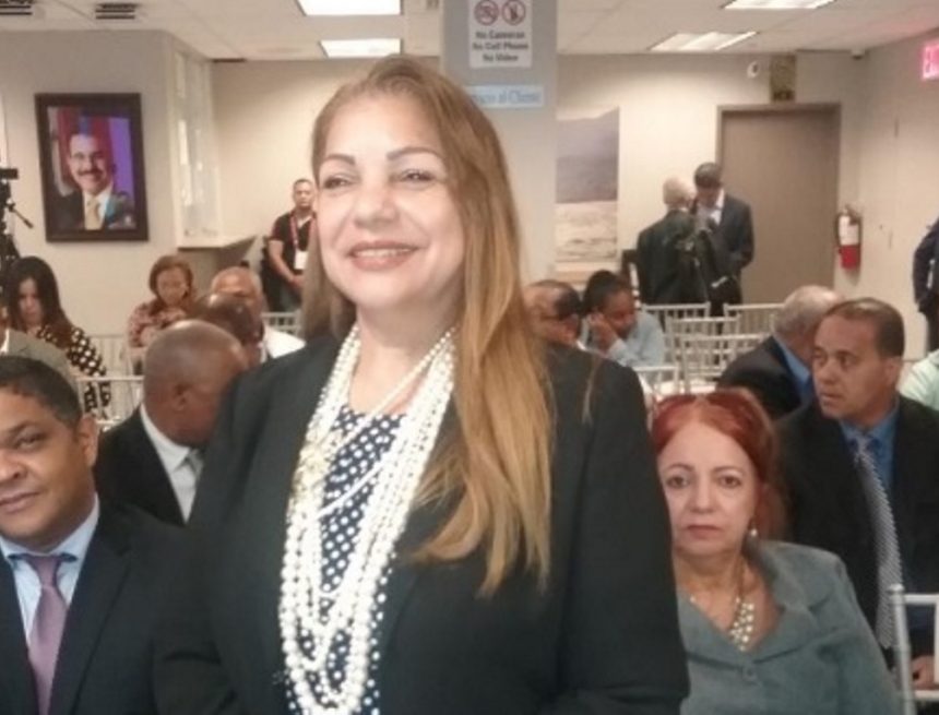 Dra. Nancy Jiménez lanzará su candidatura a diputada de ultramar en la circunscripción #1 por el PRD.