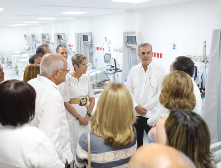 residente Abinader entrega remozado el Hospital Infantil Dr. José Manuel Rodríguez Jimenes