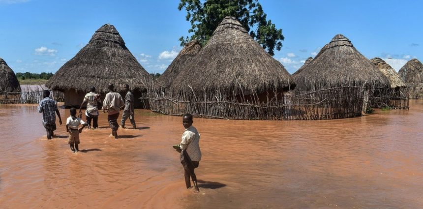 Mueren 32 personas en Kenia por lluvias e inundaciones