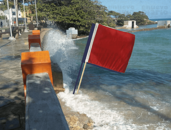 Bandera roja en playas de Puerto Plata